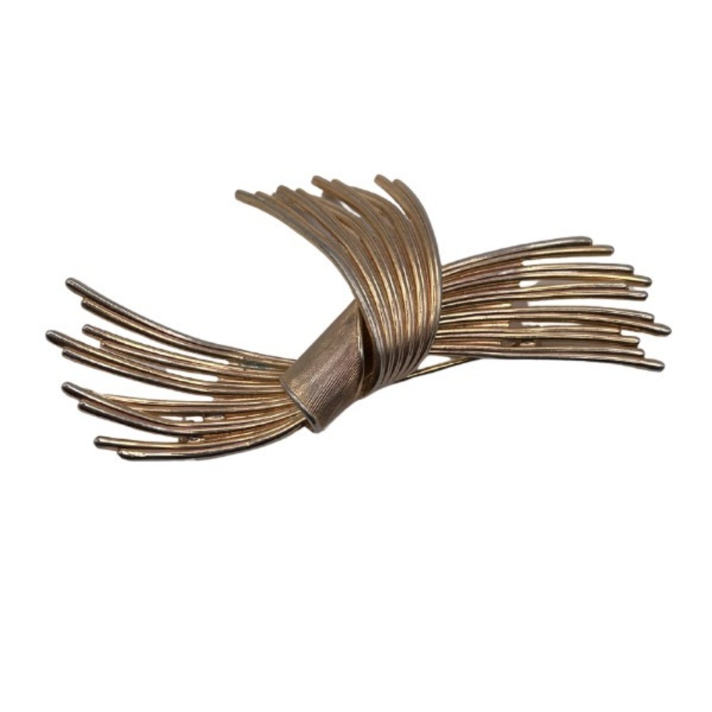 Coro wire spray brooch signed Coro pin